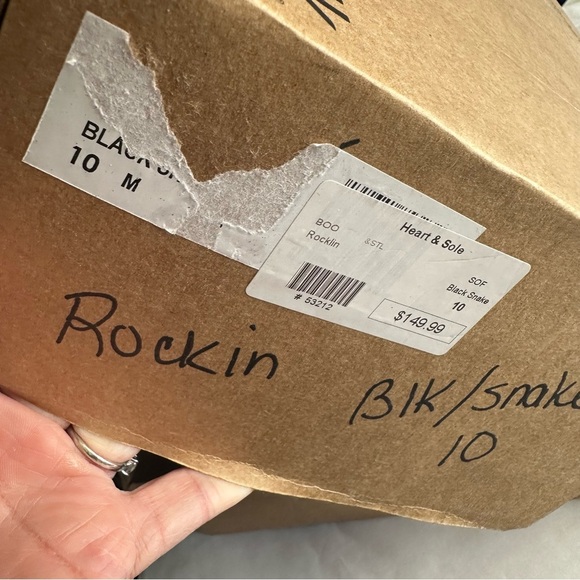 SoftWalk Women’s Rockin Black Snake Print Leather Booties Comfort Side Zip 10 - Picture 4 of 10